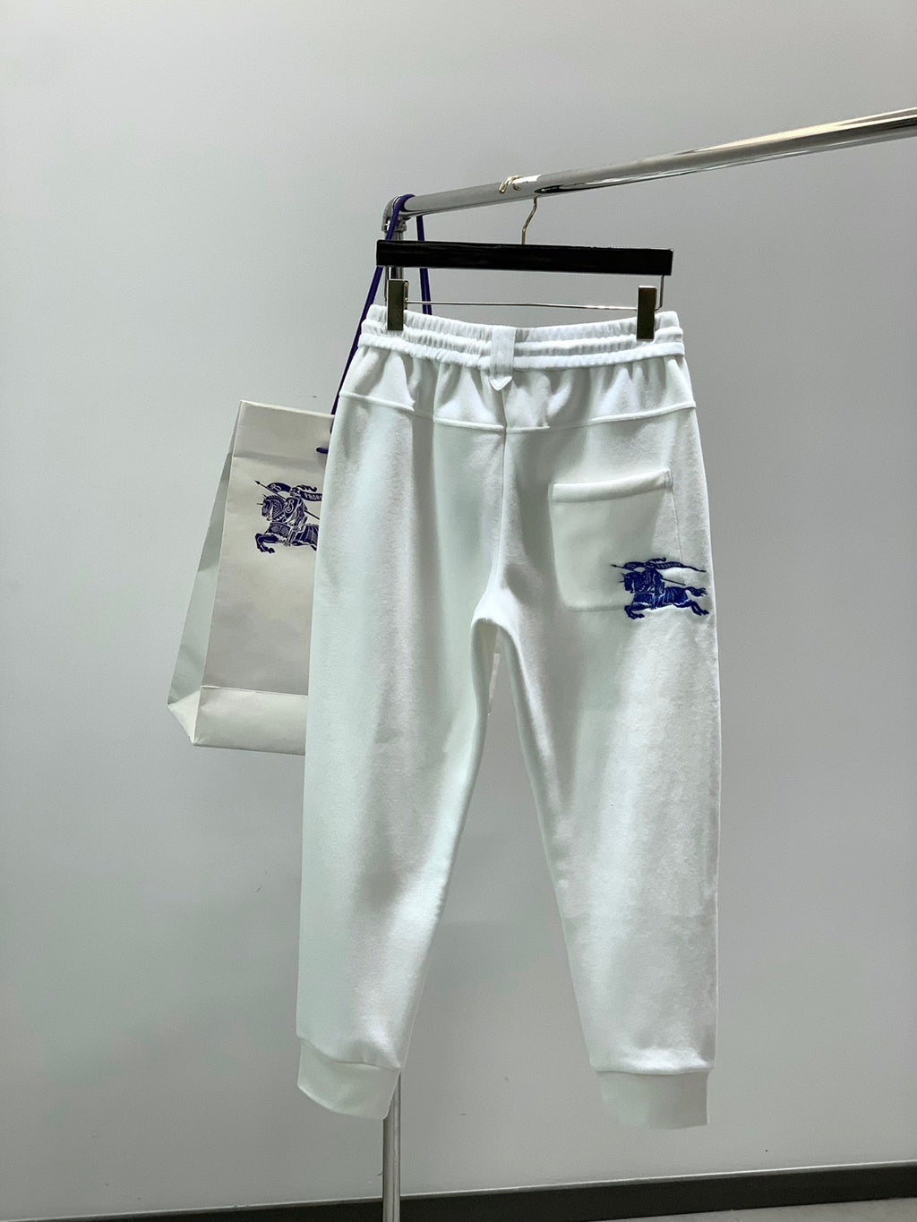 BURBERRY 25S VELVET PANTS 119