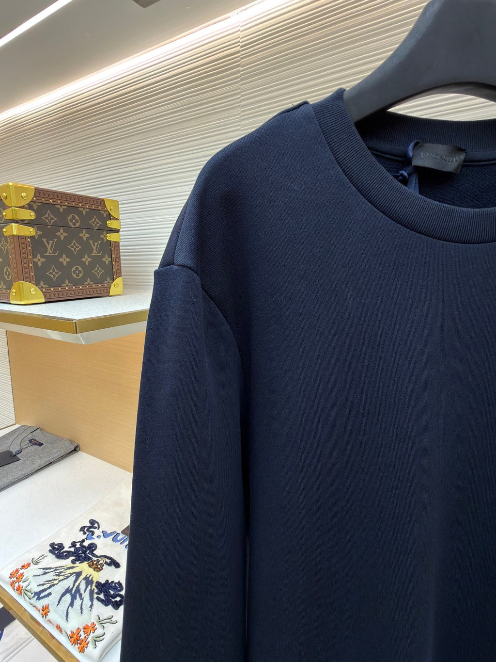 MONCLER SWEATSHIRT STYLE 330