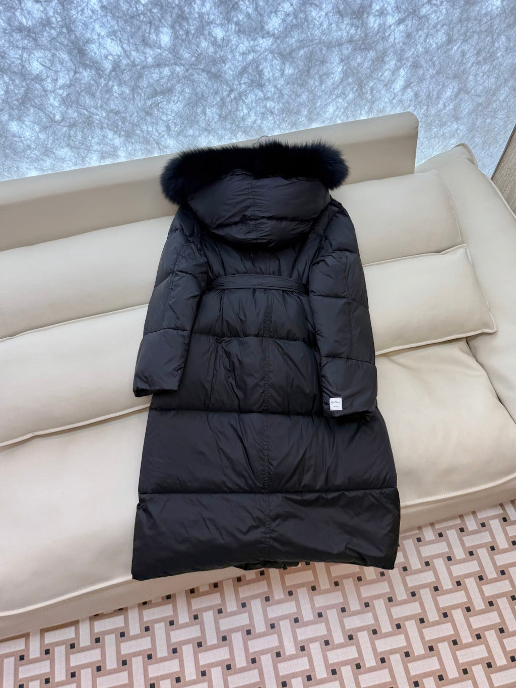 MAX MARA 25S LONG DOWN COAT 211