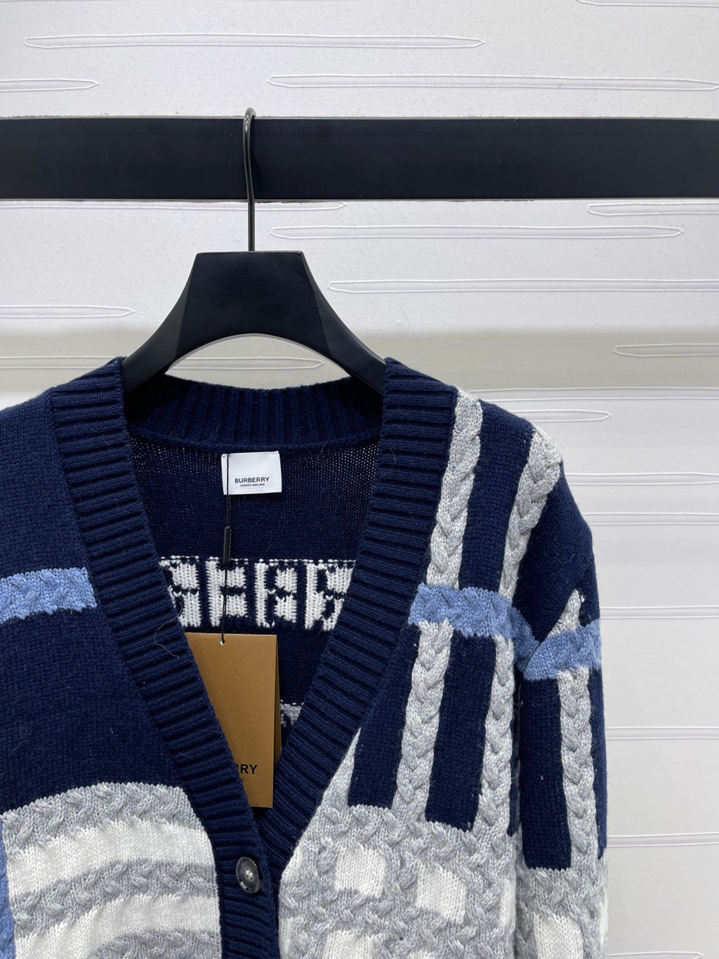 BURBERRY 25S CARDIGAN 076