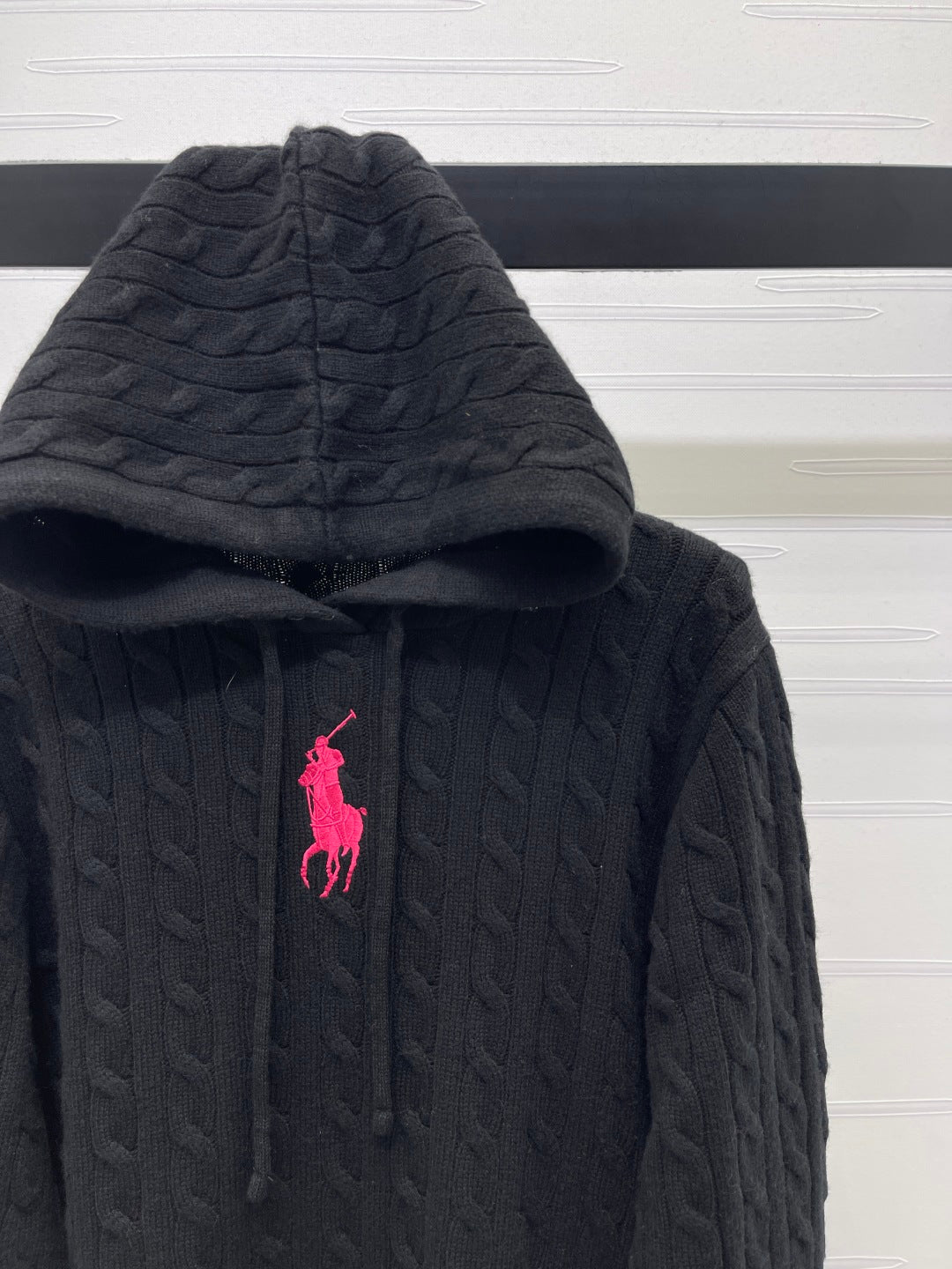RALPH LAUREN 25S KNITTED V-NECK SWEATER 250