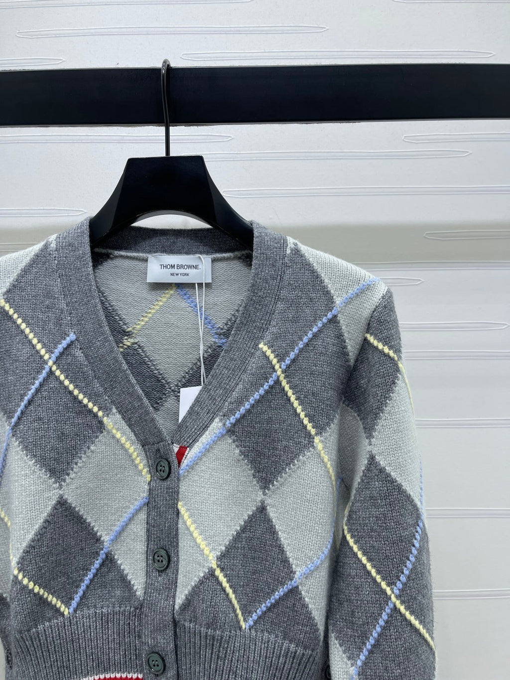THOM 26S CARDIGAN STYLE 64