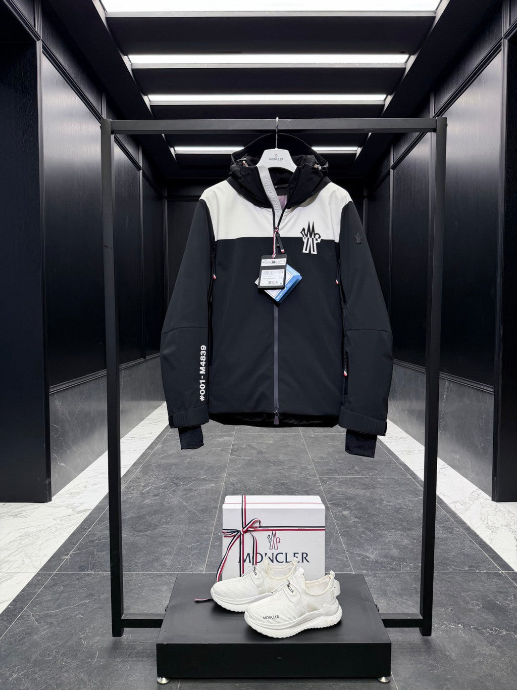MONCLER 25S LUXURY DOWN JACKET 276