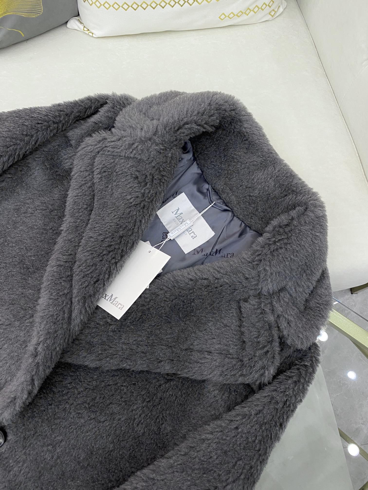MAX MARA 25S TEDDY SHORT JACKET 076