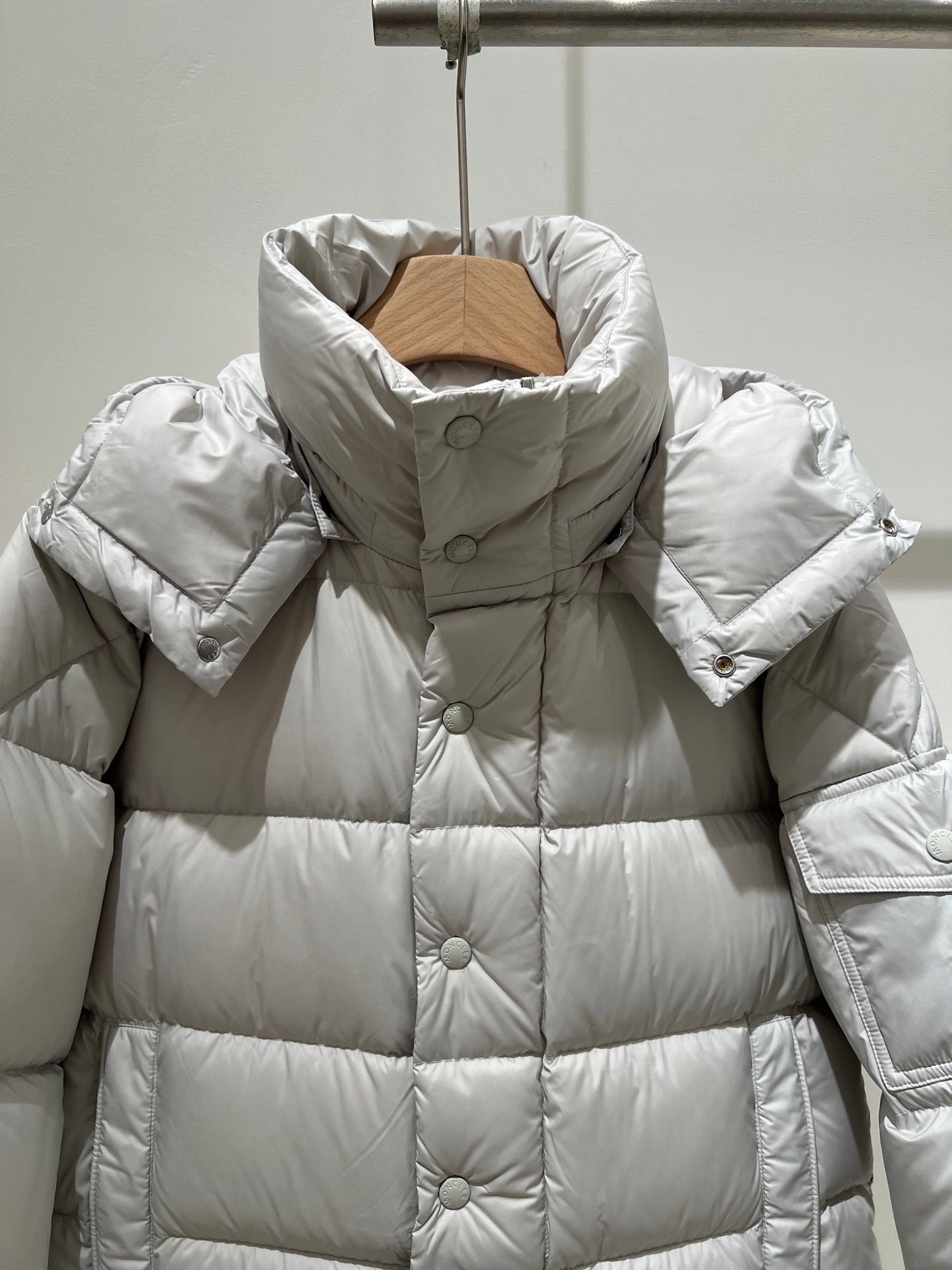 MONCLER 25S PREMIUM DOWN JACKET 212