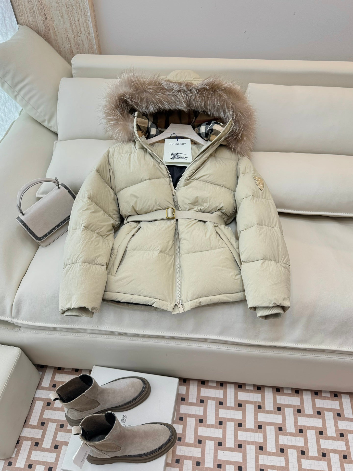 BURBERRY 25S DOWN JACKET 338