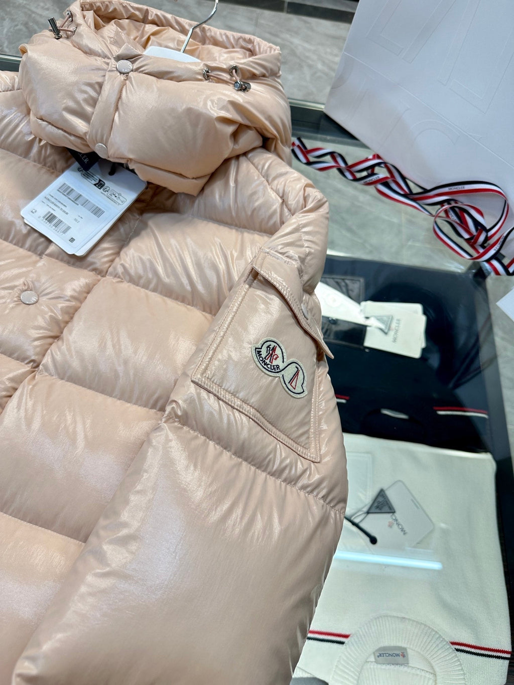 MONCLER 25S JACKET IN LIGHT PINK 027
