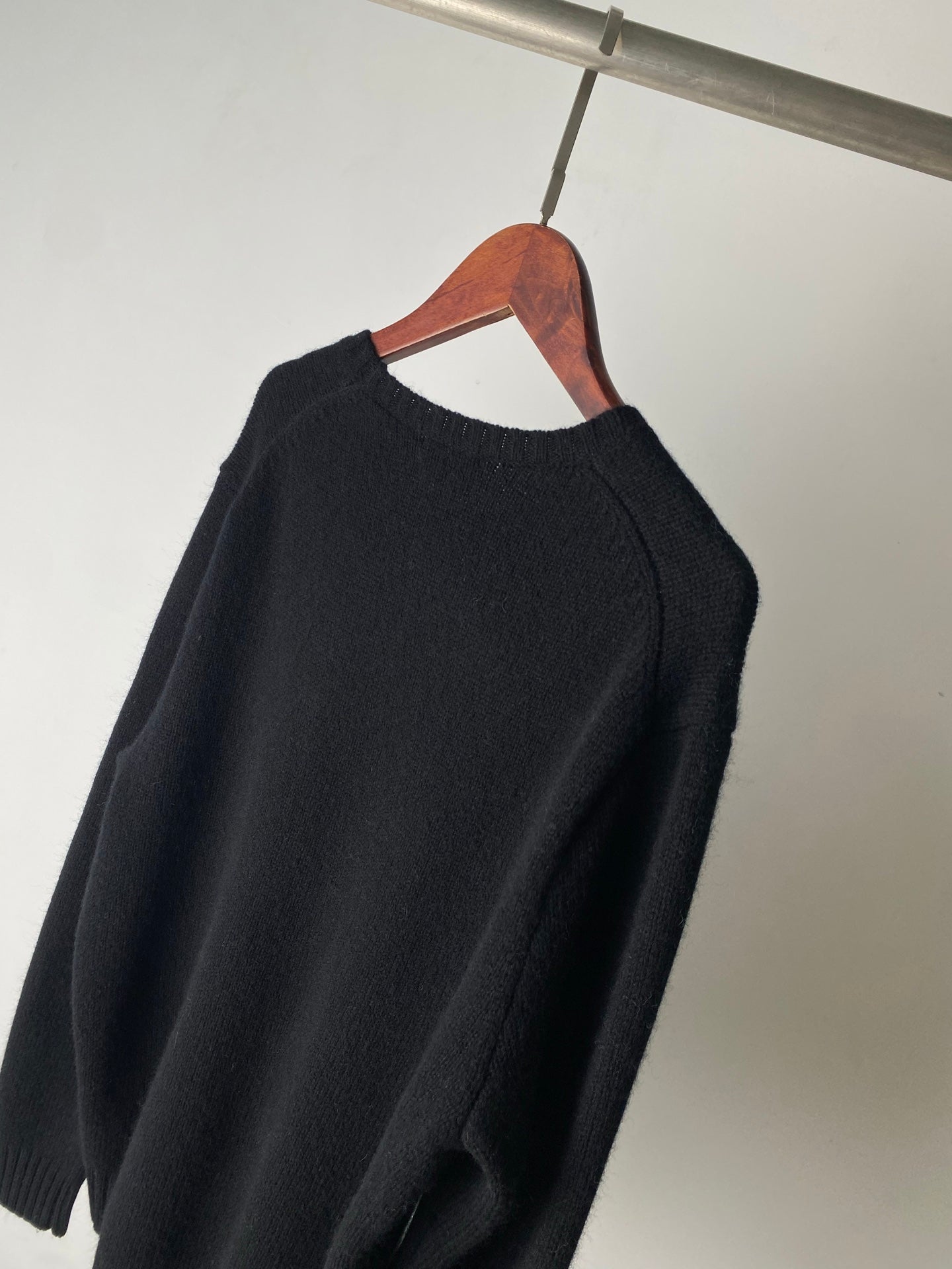 RALPH LAUREN 25S CREW NECK KNIT SWEATER WITH BEAR EMBROIDERY 203