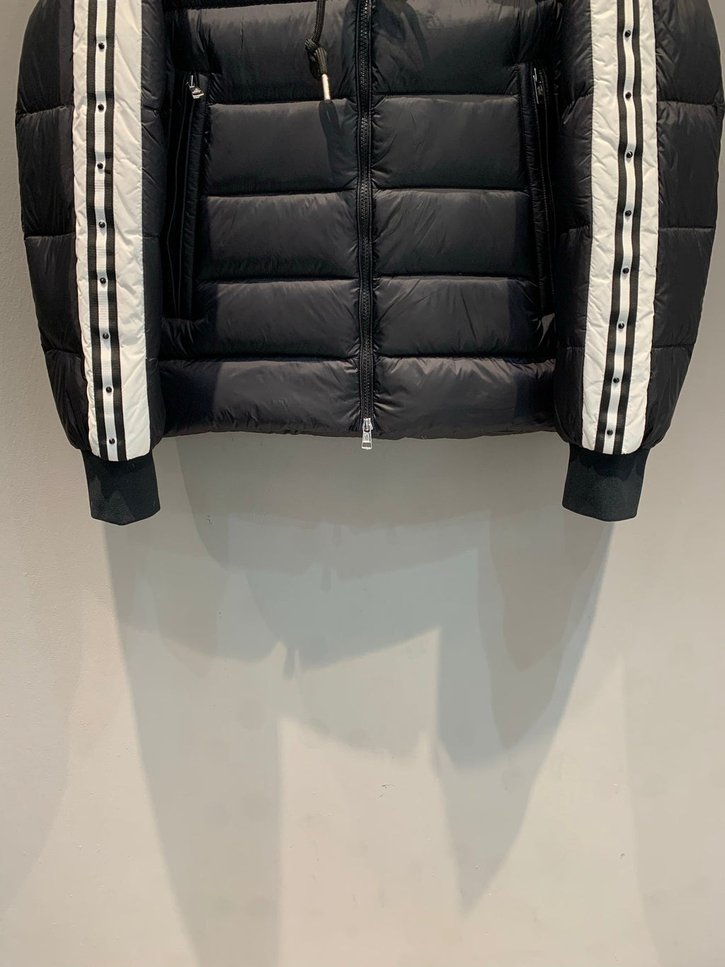 MONCLER 25S DOWN JACKET 371