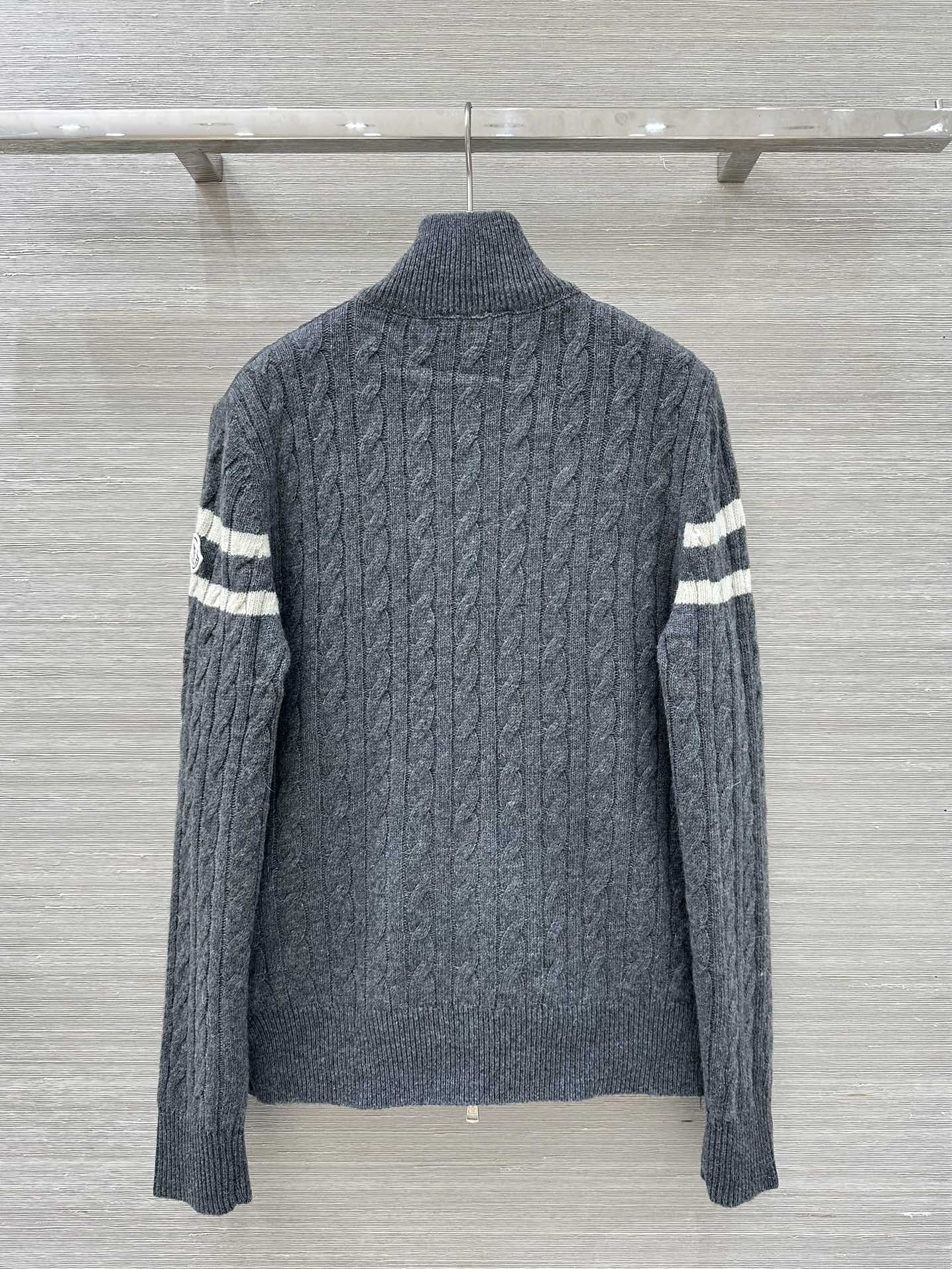 MONCLER JACKET STYLE 321