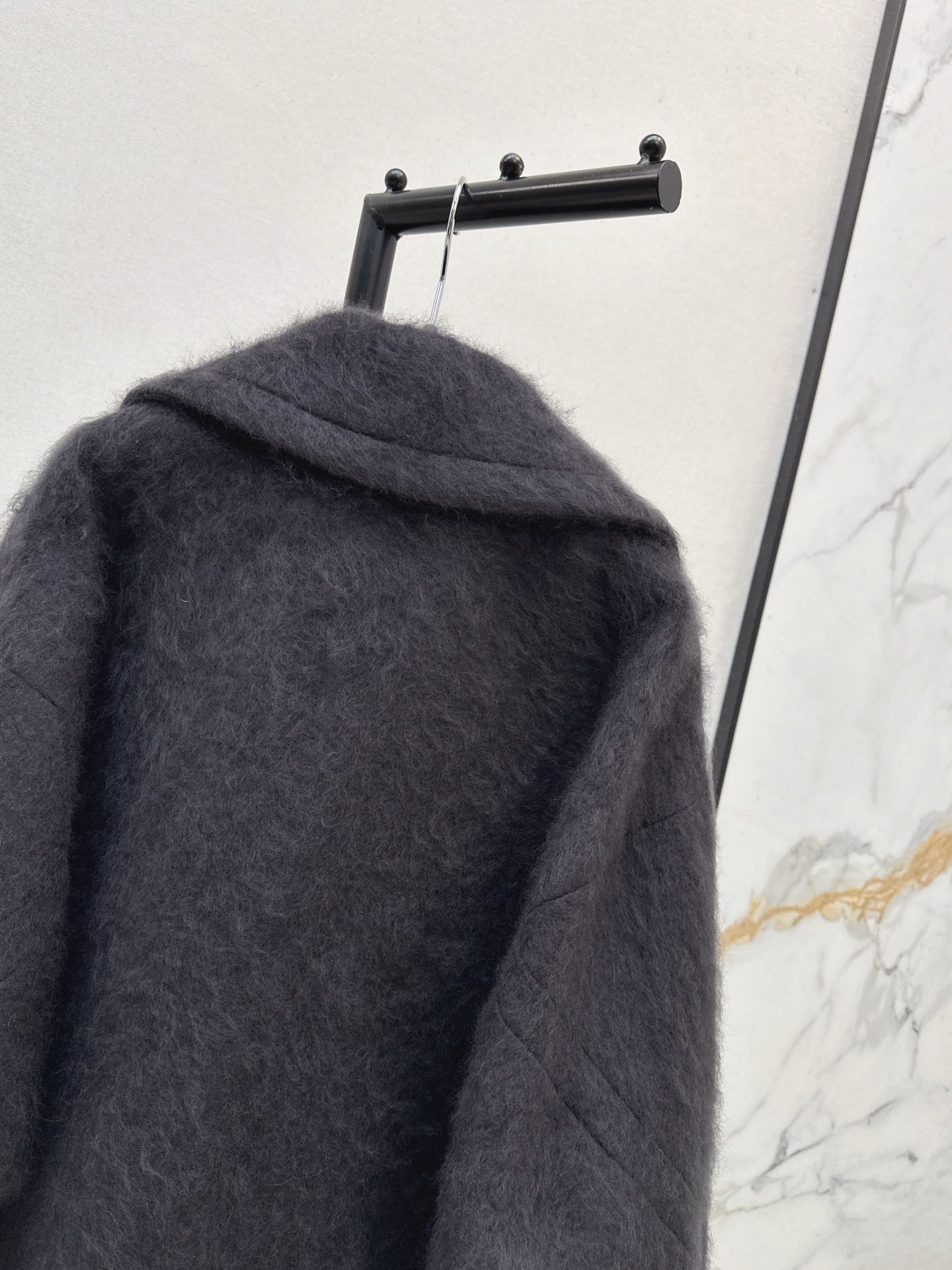 MAX MARA 25S SHORT COAT 109