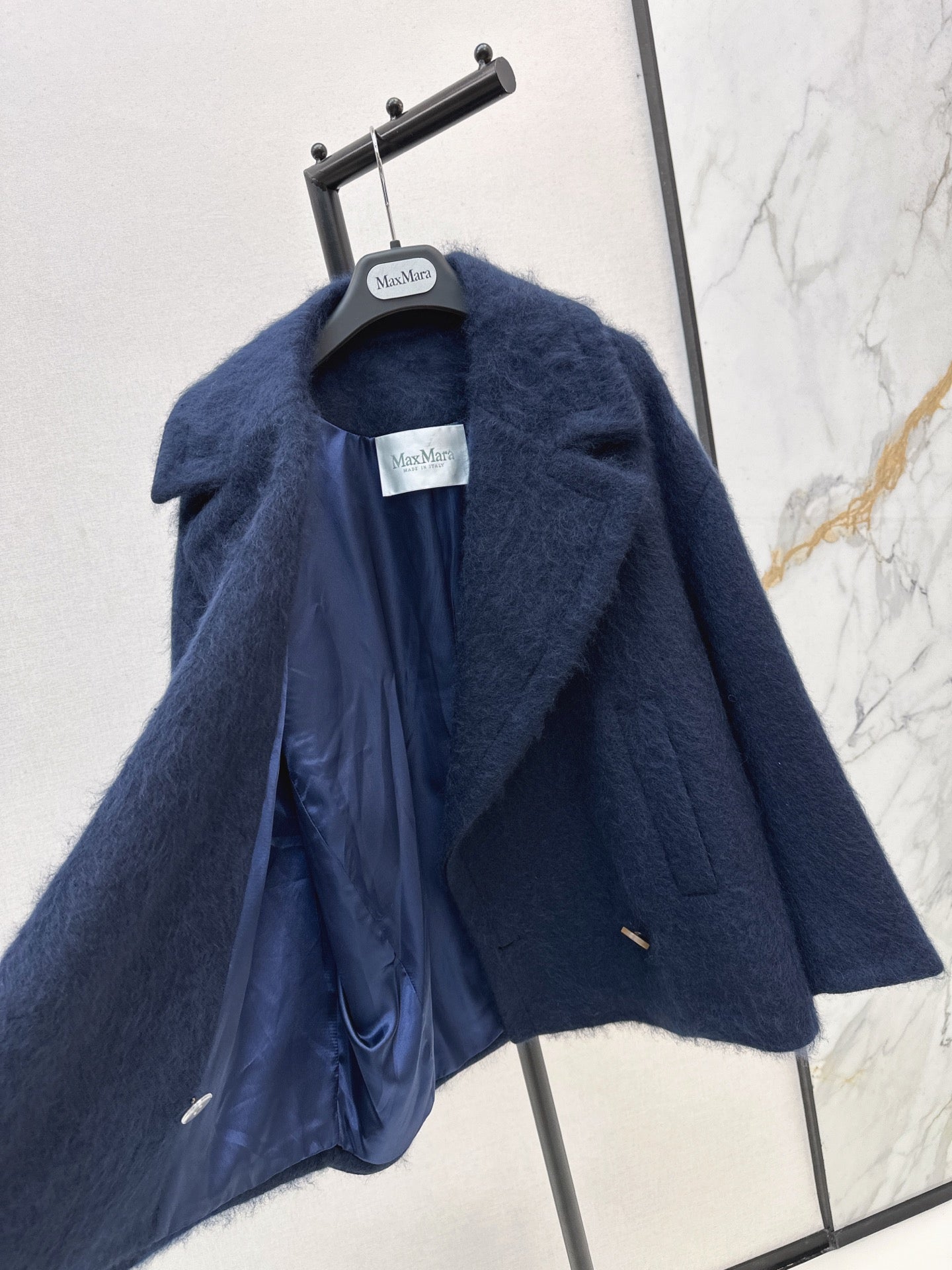 MAX MARA 25S SHORT COAT 111