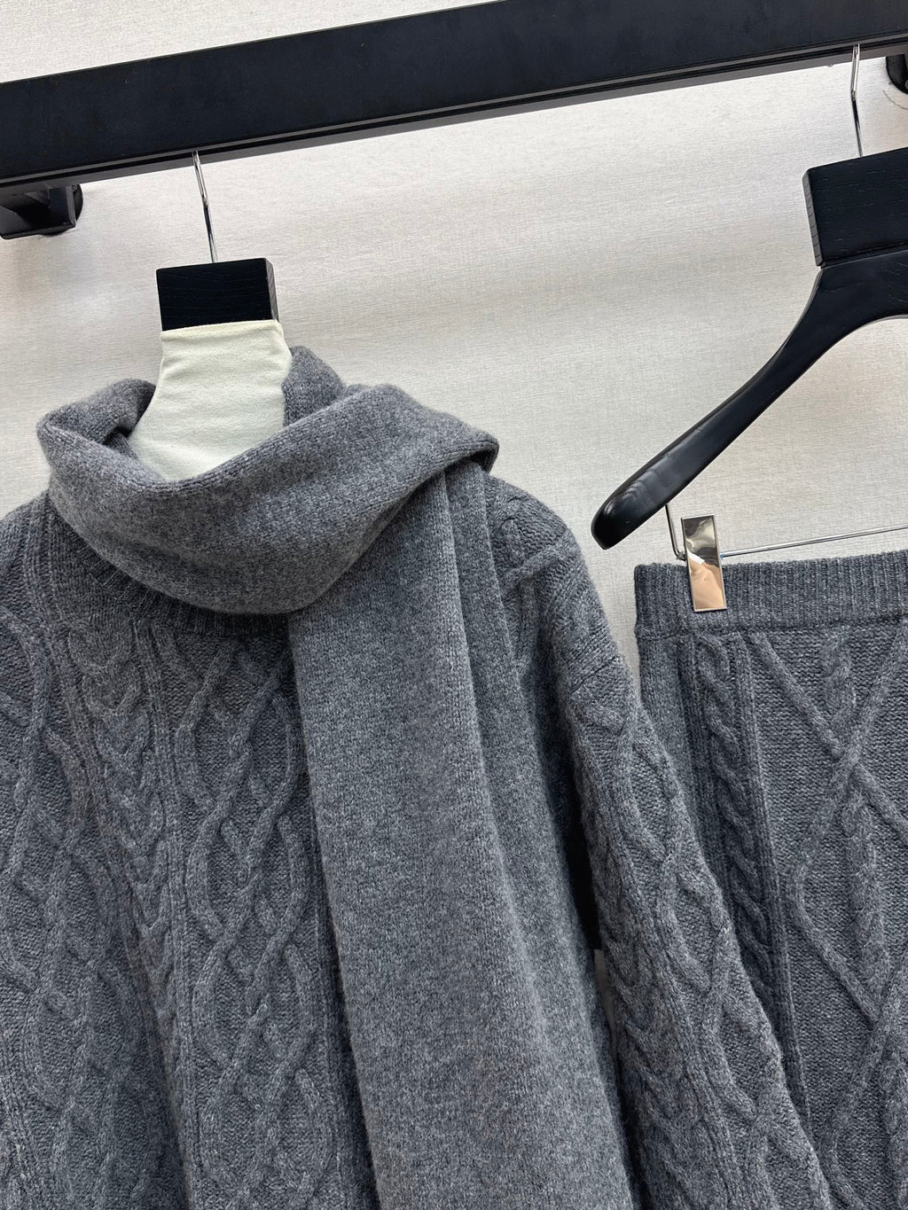 MAX MARA 25S KNIT SKIRT SET 092